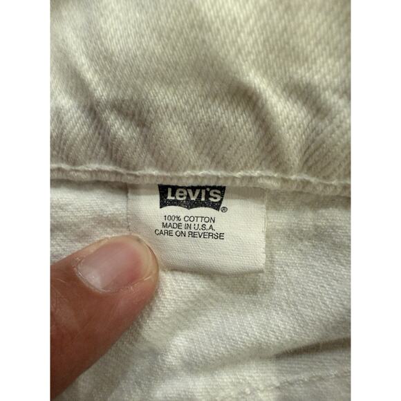 Vintage Levis 550 Womens White Denim Distressed Shorts 31 Orange Tab Made In USA - Picture 7 of 12